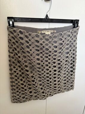 Chelsea & Violet Gray Laser-Cut Overlay Mini Skirt